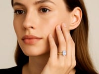 2 Carat Oval Lab Grown IGI G/VS1 Diamond Solitaire Ring in 10K Yellow Gold